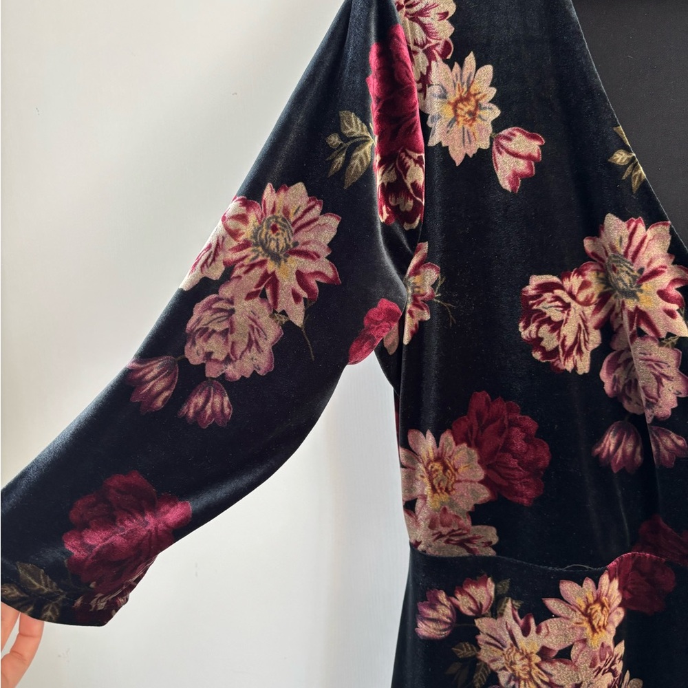 Black Collection Velvet Floral Wrap Dress XL Whimsigoth Cottagecore Coquette - Picture 3 of 12